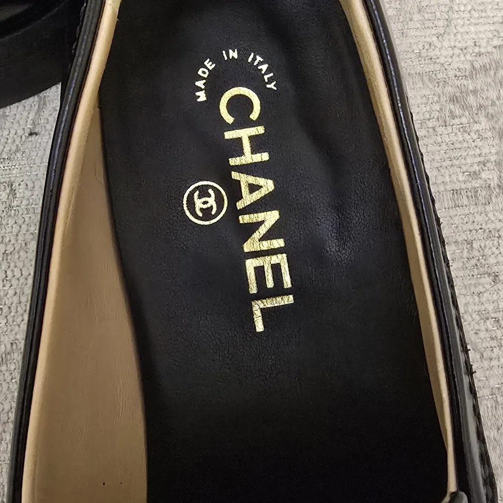 Chanel Loafers Black
